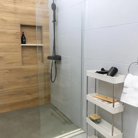 Central Timisoara Apartment Near Victory Square تيميشورا