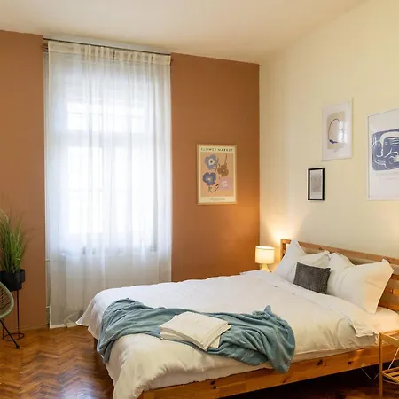 شقة Designer - Views In The Heart Of Town تيميشورا