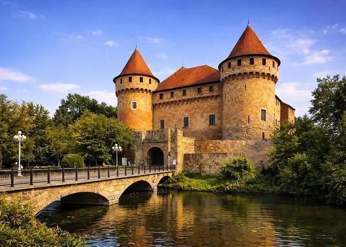 Apartment Designer With Views - Prime Location *